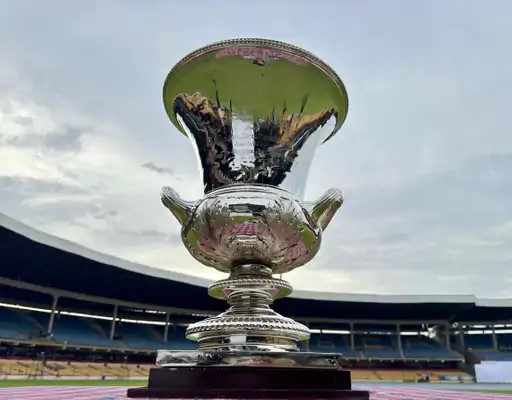 टूर्नामेंट जीतने वाली टीम को यह दलीप ट्रॉफी दी जाएगी।