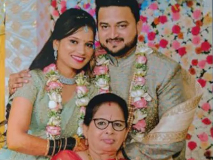 शिल्पा की मां ने प्रवीण की मां पर भी दहेज प्रताड़ना का आरोप लगाया है।