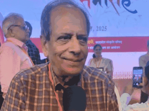 हाल ही में रेडियो कमेंटेटर सुशील दोषी मध्यप्रदेश साहित्य अकादमी के वार्षिक अलंकरण समारोह में शामिल होने भोपाल पहुंचे थे।