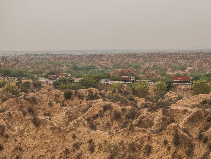 चंबल के बीहड़।