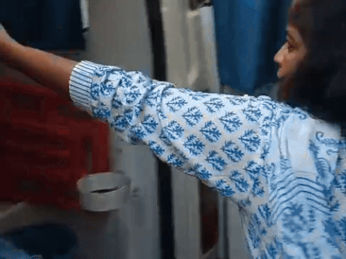 करंट लगने से झुलसे लोगों को रावतभाटा उपजिला हॉस्पिटल में भर्ती कराया गया। जहां से तीन लोगों को हायर सेंटर कोटा के लिए रेफर किया गया।