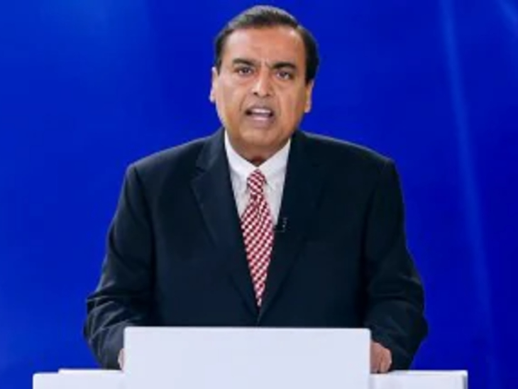 रिलायंस इंडस्ट्रीज के चेयरमैन और MD मुकेश अंबानी