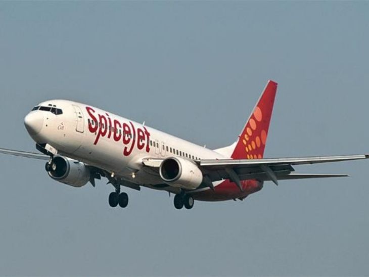 स्पाइसजेट की फ्लाइट SG 385 में प्रेशराइजेशन की समस्या आई थी।