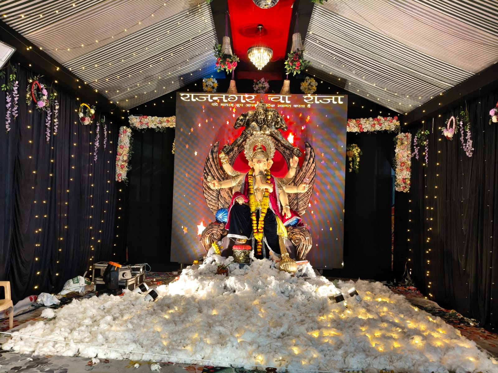 खत्री मोहल्ला में सजा गणेश पंडाल।