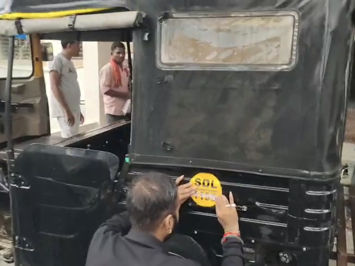 SDL number is mandatory for every auto in Shaddol