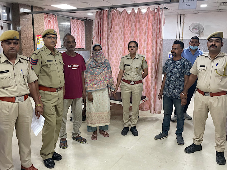 तीनों आरोपियों को रिमांड पर लेकर पूछताछ कर रही है। इस मामले का मुख्य आरोपी दलाल अनिल उदयपुर निवासी है।