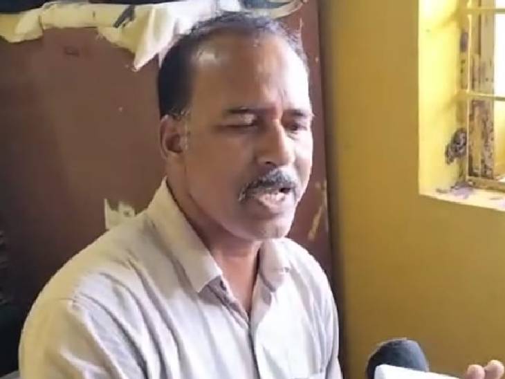 गोदाम प्रभारी बोले-मैं कुछ नहीं बोलूंगा। डीएमओ से बात करो।