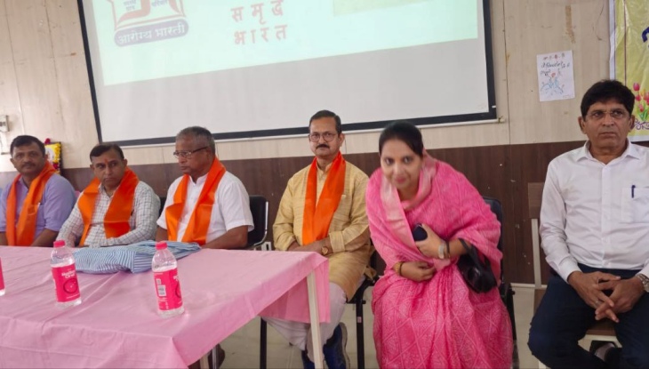 पाली के बांगड़ हॉस्पिटल के ऑडिटोरियम हॉल में आयोजित वर्कशॉप में मौजूद अतिथि।