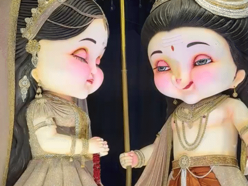भगवान गणेश की AI प्रतिमा को लेकर पंडाल के बाहर जमकर बवाल।