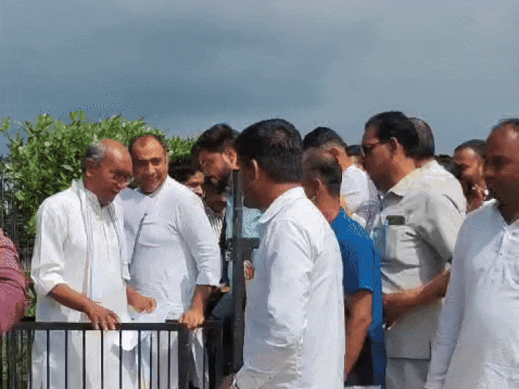 दिग्विजय ने संगठन को मजबूत करने के लिए टिप्स दिए और अनुशासन पर जोर दिया।