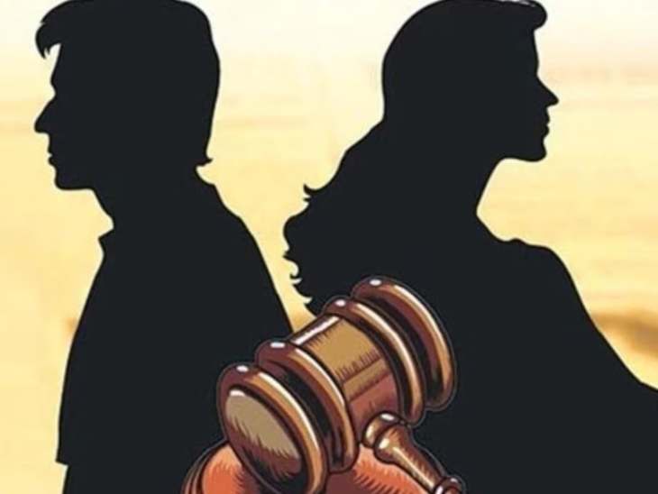 छत्तीसगढ़ हाईकोर्ट ने पारिवारिक विवाद में फैसला सुनाते हुए पति की तलाक मंजूर कर ली है।