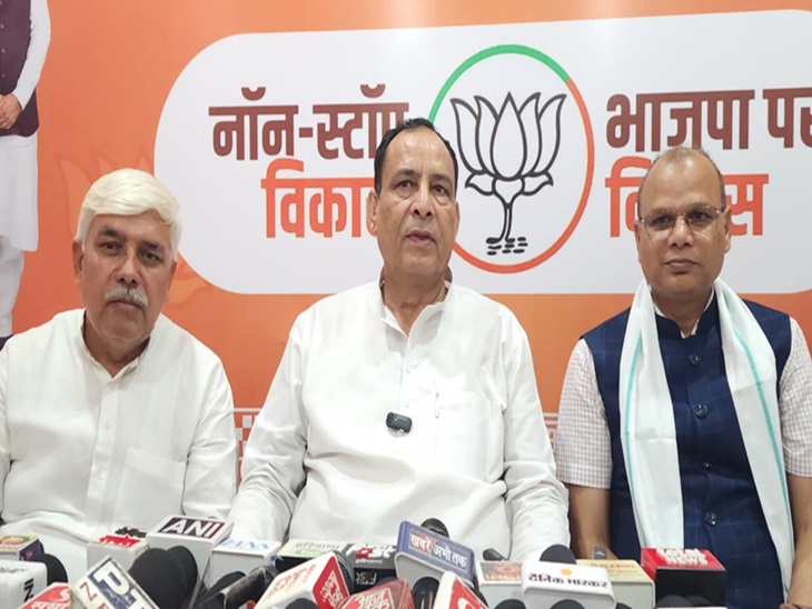 State President Mohan Lal Baroli talking to reporters in Rohtak's BJP office.