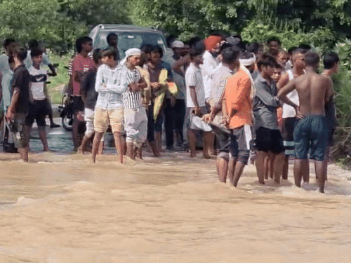 कुरुक्षेत्र में मारकंडा के पानी में डूबा युवक:  ओवरफ्लो होकर खेतों में खड़ा पानी; नहाने के लिए पानी में उतरा; रेस्क्यू जारी – Kurukshetra News