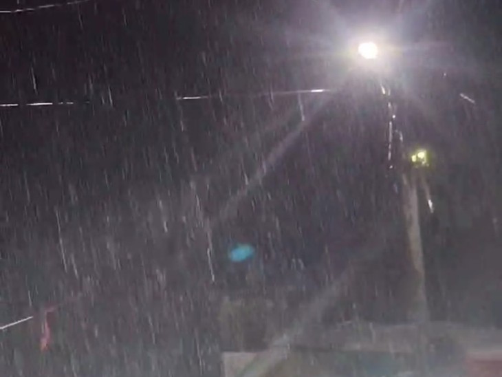 टोंक शहर में भी बीती रात आधा घंटा तेज बारिश हुई।