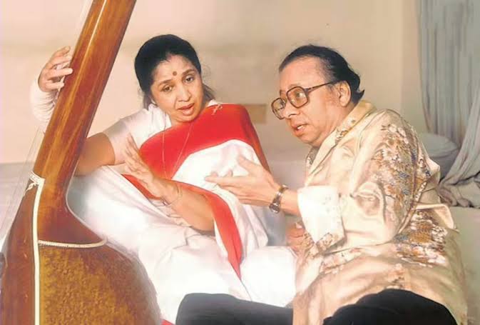 आशा भोसले और आर डी बर्मन में संगीत और रचनात्मकता के प्रति गहरा जुनून था, जिससे उनकी जोड़ी को खास बनाया।