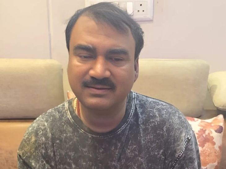 আশ্বিন কুমার সুহার বিহারের প্যাট্রোর বাসিন্দা।