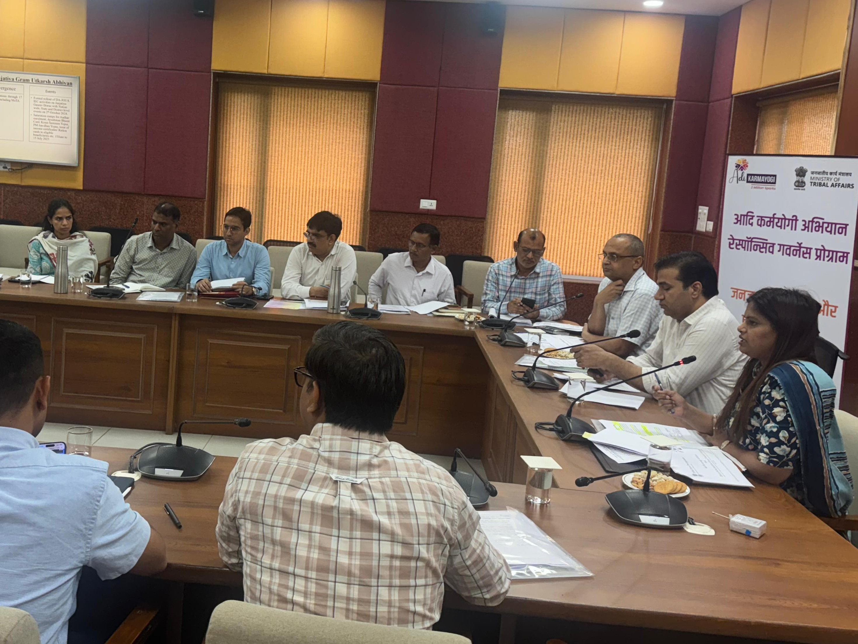 कार्यशाला की अध्यक्षता जिला कलक्टर डॉ. जितेन्द्र कुमार सोनी ने की।