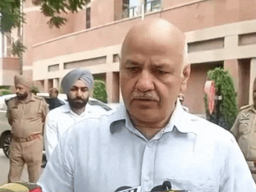 दिल्ली के पूर्व उपमुख्यमंत्री मनीष सिसोदिया 2 दिन पहले सीएम भगवंत मान से मिलने पहुंचे थे।