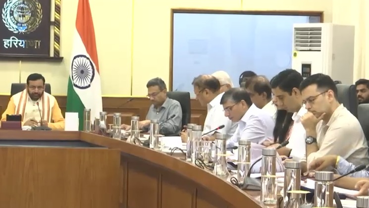 Chief Secretary Anurag Rastogi also attended the meeting.