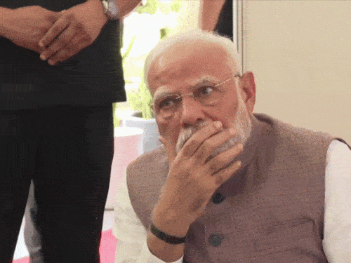 PM Modi visits Punjab Himachal to assess flood situation photos takes stock  helicopter cuddled one year old girl - Punjab News | Bhaskar English