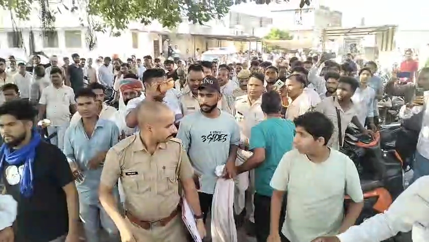 पूर्व सरपंच से मारपीट,समझाने गए थे परिजनों को