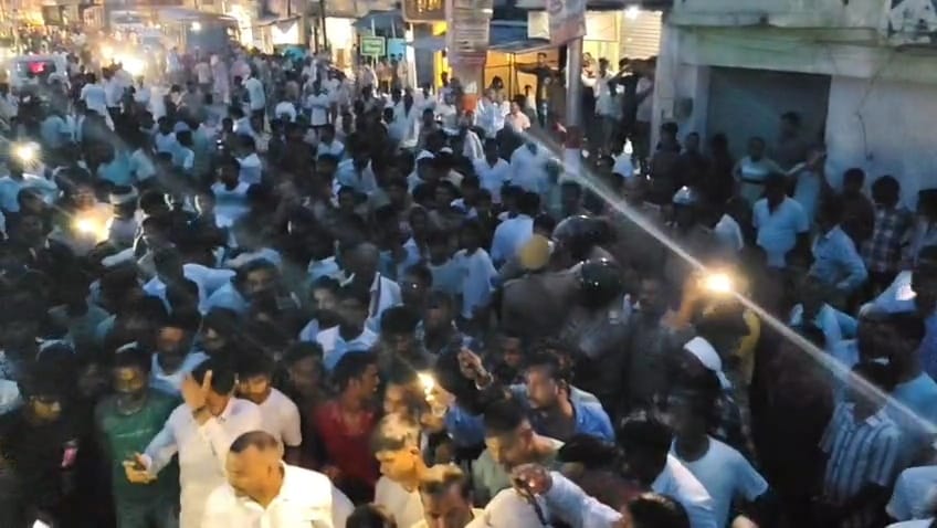 आजमगढ़ के जीयनपुर हाइवे को किया गया था जाम।