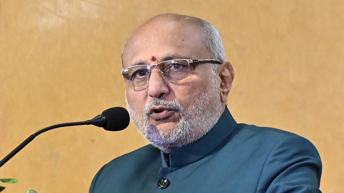 12 सितंबर को देश के 15वें उपराष्ट्रपति के तौर पर शपथ लेंगे।