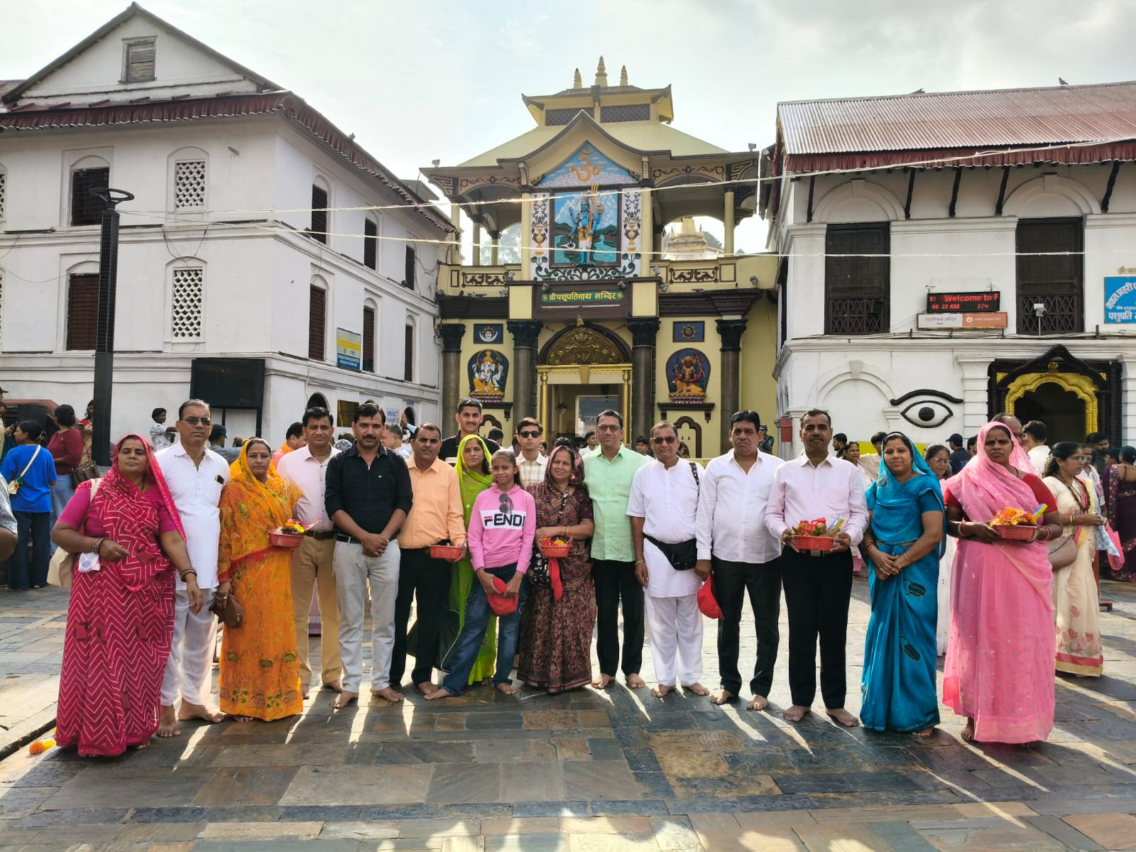 उदयपुर से गए 31 लोगों के ग्रुप को आज काठमांडू से निकलना था। एयरपोर्ट बंद होने के कारण वे अभी होटल में ही हैं।
