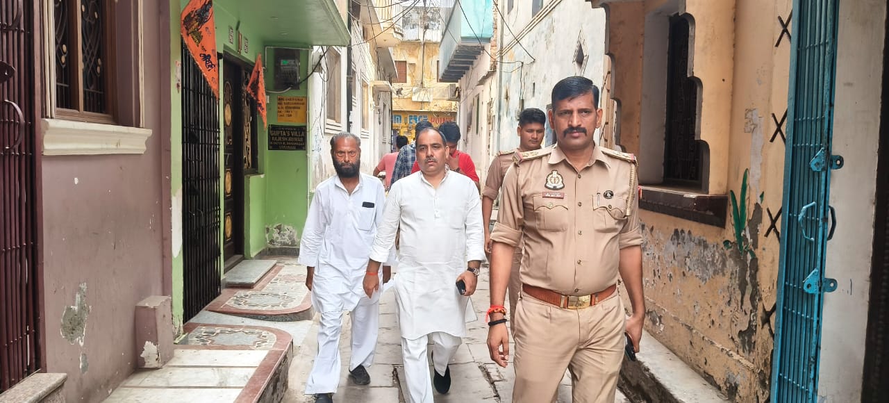 PM Modi का वाराणसी दौरा, कांग्रेस प्रदेश अध्‍यक्ष को लखनऊ पुलिस ने किया हाउस अरेस्ट