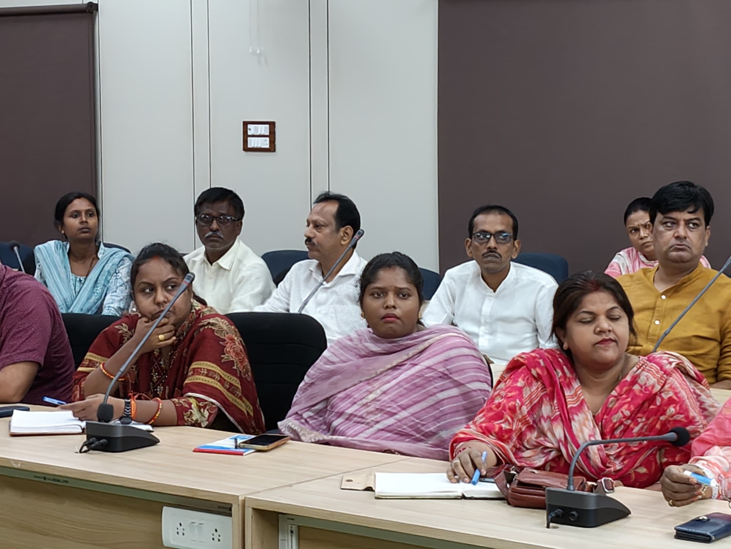 BPSC 71वीं संयुक्त प्रारंभिक परीक्षा को लेकर डीएम की बैठक:  जमुई में 12 केंद्रों पर 4956 अभ्यर्थी देंगे परीक्षा, सुरक्षा के कड़े इंतजाम – Jamui News