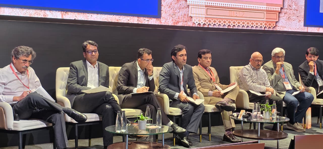 कॉन्फ्रेंस के कोर्स डायरेक्टर डॉ. रविन्द्र सिंह राव ने बताया कि कॉन्फ्रेंस में तीन दिनों में सैंकड़ों सत्र आयोजित हुए।