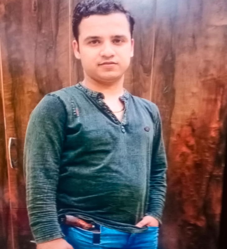 File photo of Sunil Kapoor. The pistol is hanging in it.