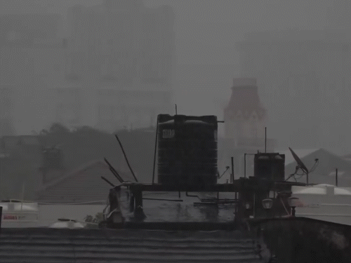 Cloudburst in Dehradun's Sahastradhara, Tapkeshwar temple submerged |  Bhaskar English
