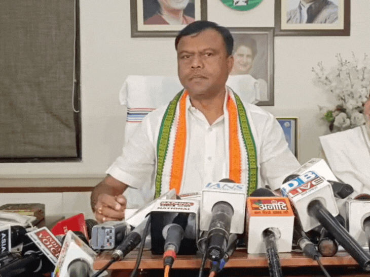 पीसीसी अध्यक्ष दीपक बैज।