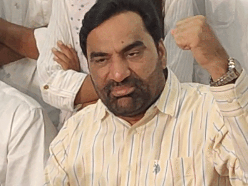 हनुमान बेनीवाल ने हाईकोर्ट में कहा कि संपदा अधिकारी सरकार के पक्ष में कार्रवाई कर रहे हैं। (फाइल फोटो)