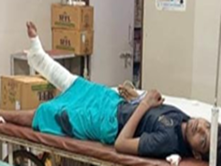 पुलिस मुठभेड़ में घायल आशीष।
