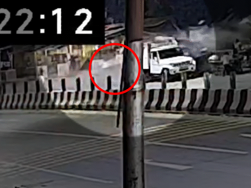 The collision was so strong that a person jumped and fell about 5 feet away.