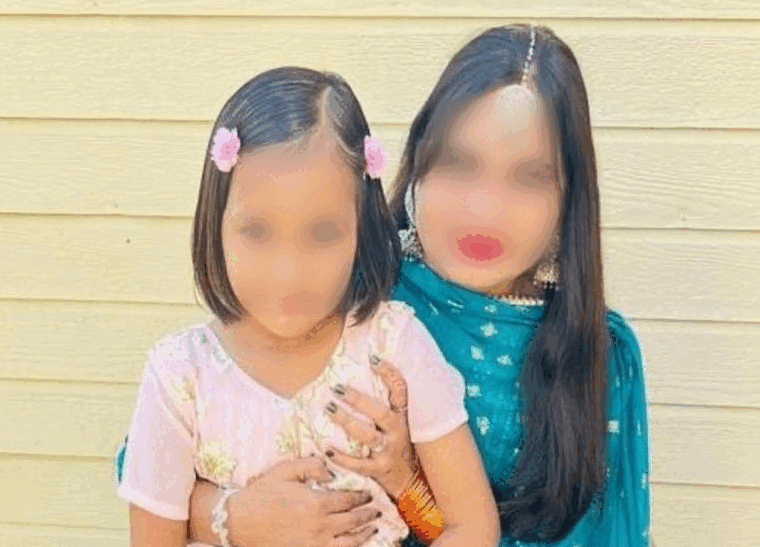 Sangeeta's file photo with her daughter.