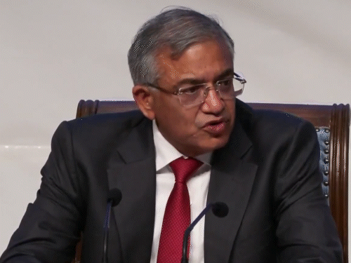 On August 17, Chief Election Commissioner Dnyanesh Kumar held a press conference in New Delhi on the opposition's vote theft and the allegations against the Election Commission. - Dainik Bhaskar