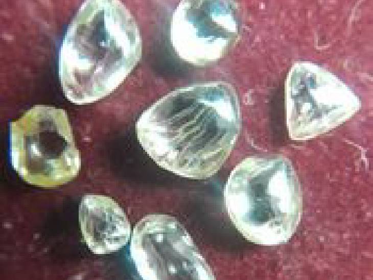 These are the 8 diamonds which have been found by a woman named Rachna Gollers.