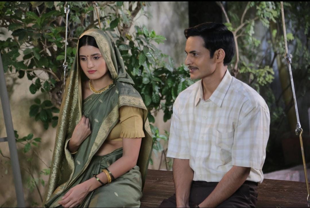 फिल्म में रवि भाटिया और भारती अवस्थी की लीड भूमिका