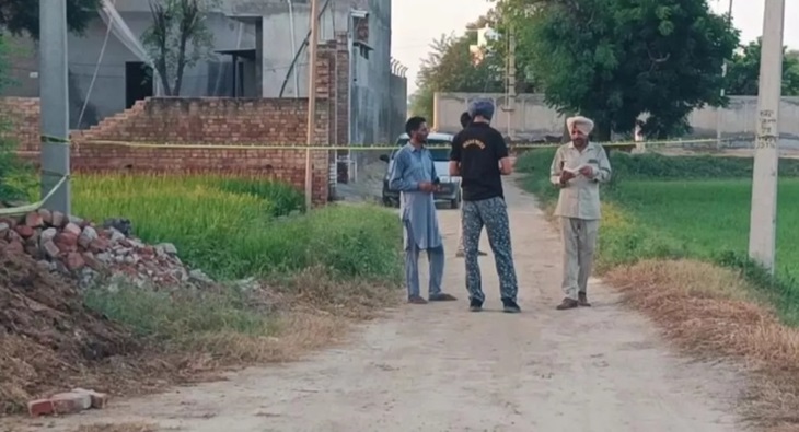 Security agencies investigating the scene in village Jida.