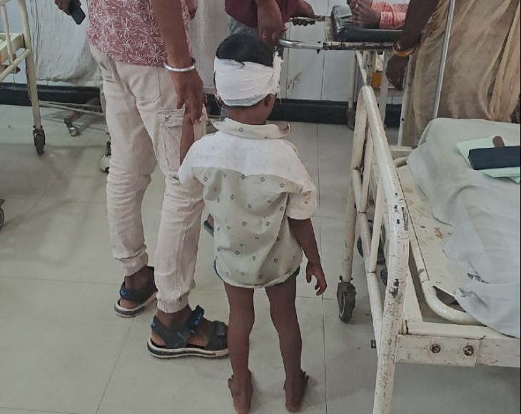 पाली जिले के सिवास गांव में मारपीट में घायल चार साल की मासूम।