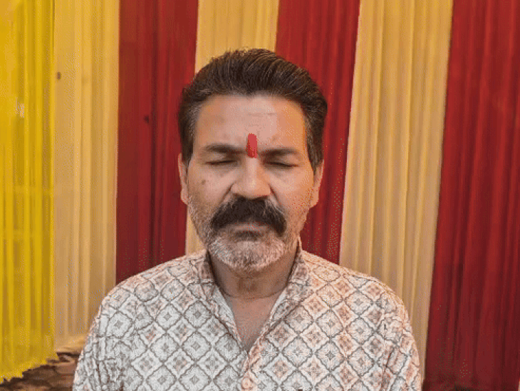 हिन्दू उत्सव समिति के अध्यक्ष चंद्रशेखर तिवारी ने इस फिल्म को टैक्स फ्री करने की मांग की।