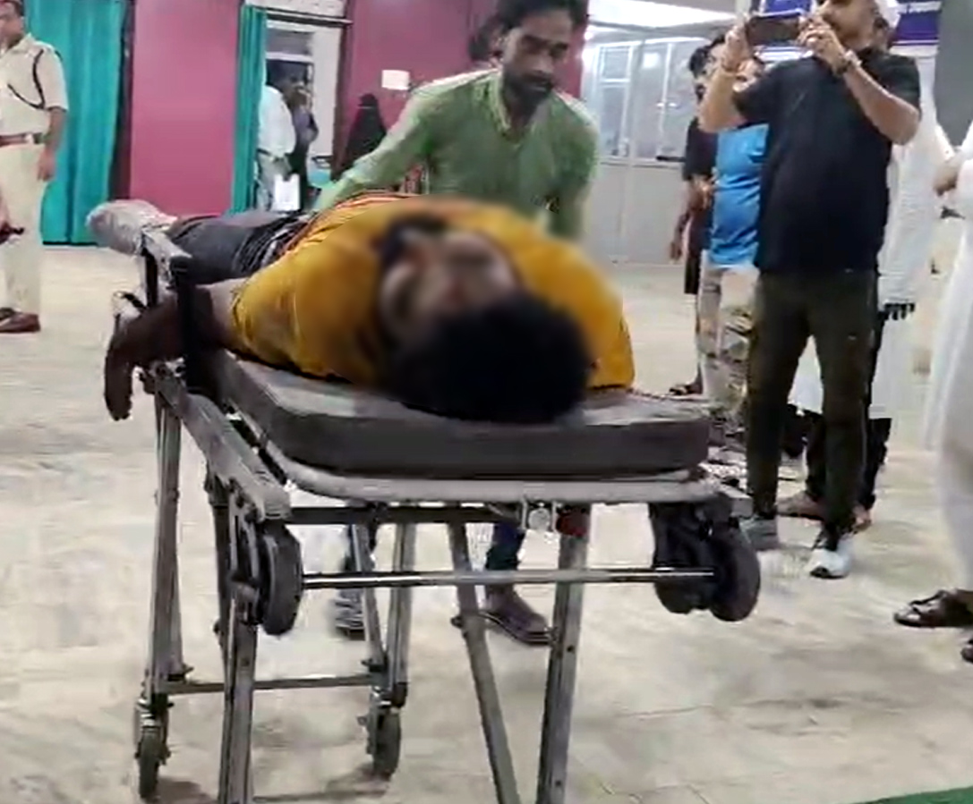 ​​​​​​​पुलिस एनकाउंटर में मारा गया कुख्यात उत्तम यादव:  चतरा में बगरा-जबड़ा रोड के पास हुई मुठभेड़, घटनास्थल से बरामद हुई बाइक – Chatra News