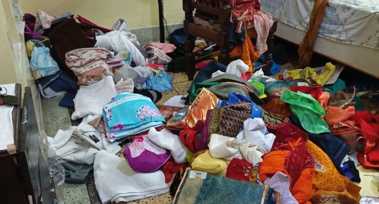 धनबाद में कोयला कारोबारी के बंद घर में चोरी:  90 हजार रुपए नकद और लगभग 40 लाख रुपए के जेवर गायब, रांची गया था परिवार – Dhanbad News