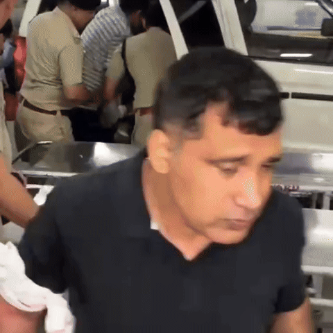 एनकाउंटर में गोली लगने से घायल हुए सीआईए-2 के इंचार्ज।