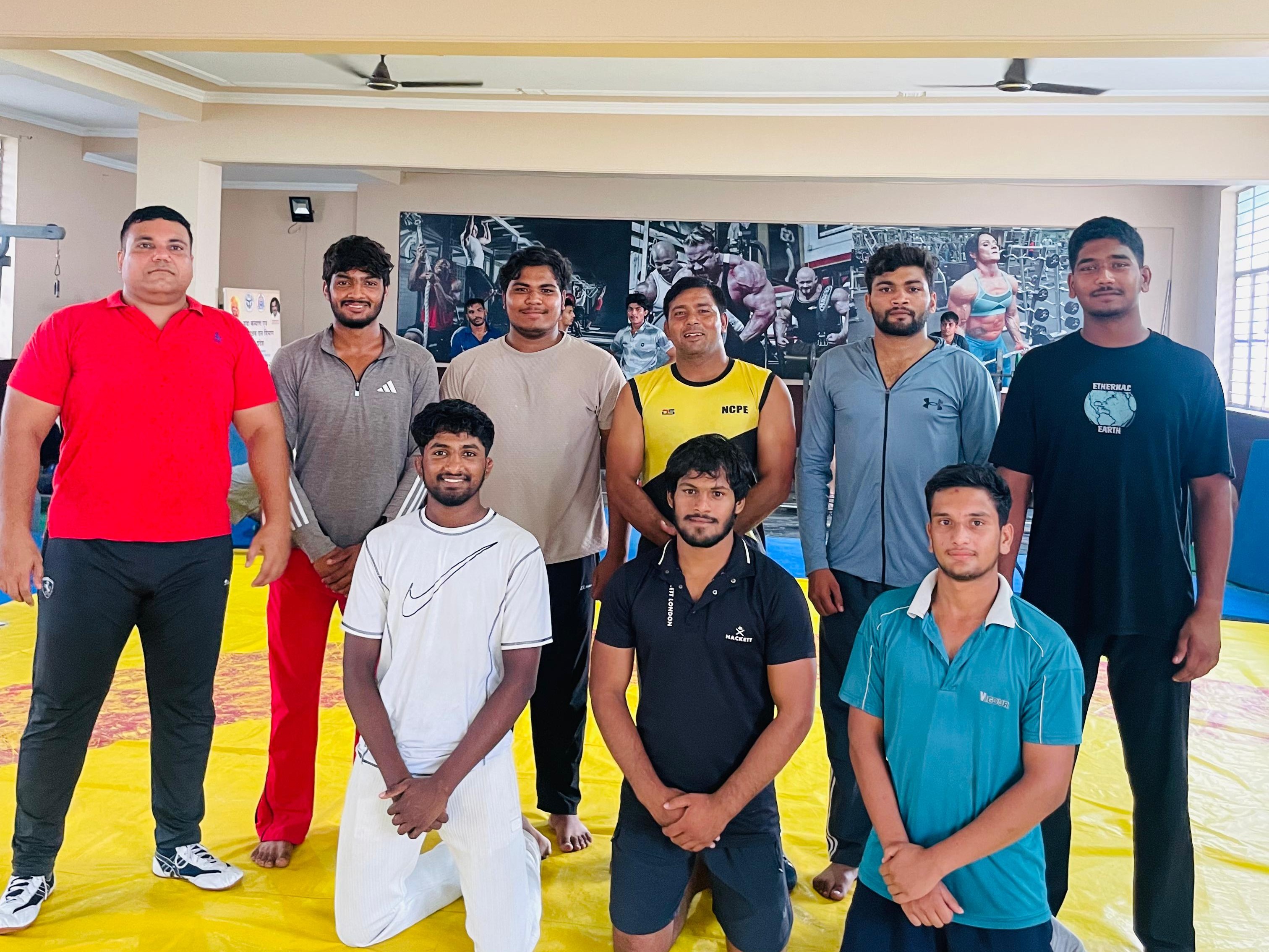 Kachada wrestler created history | कचैड़ा के पहलवान ने रचा इतिहास: मेरठ ...
