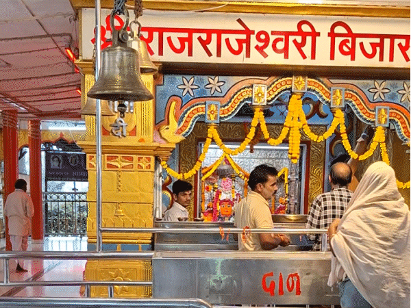 इंदौर का बिजासन माता मंदिर एक हजार साल पुराना है।