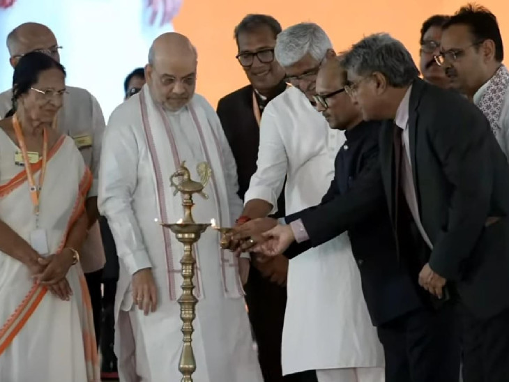 अमित शाह ने रामराज नगर चोखा में पारसमल बोहरा स्मृति महाविद्यालय भवन का शिलान्यास किया।